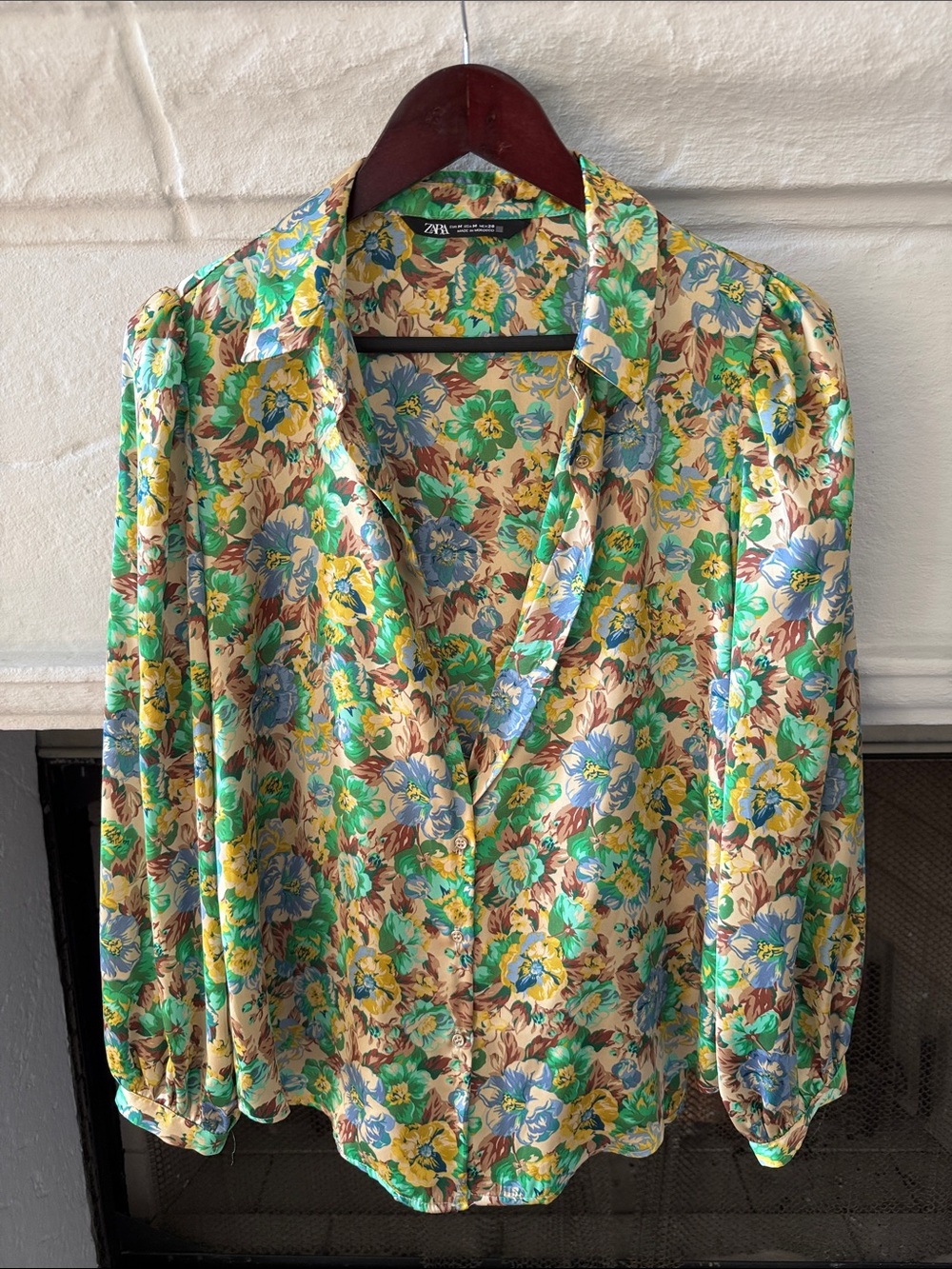 ZARA Cream Floral Button-Front Blouse with Green, Yellow & Blue Flowers